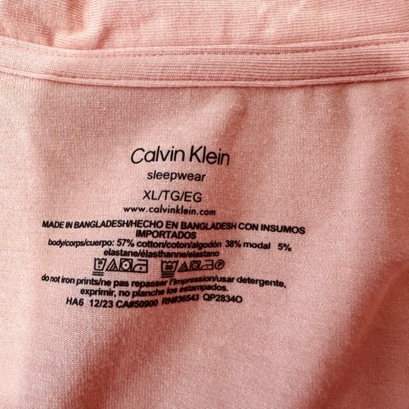 Calvin Klein Women's Size XL Peach Sleepwear Short Sleeve Button Up Top NWT - Picture 3 of 6